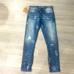 Crysp Denim Jean’s Distressed Paint Design